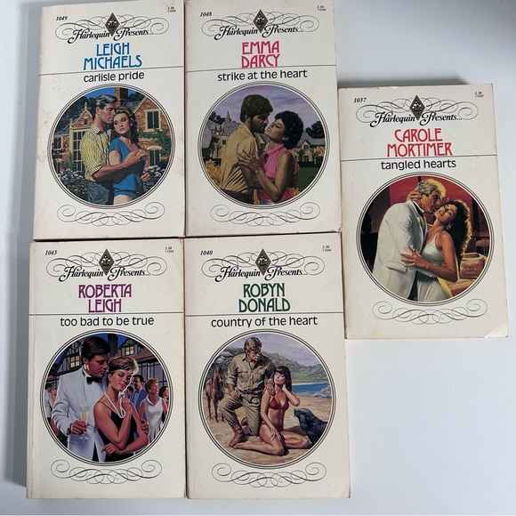 Vintage RARE Book Collection (10) Harlequin Presents -
Romance books LOT 2 - Picture 3 of 6